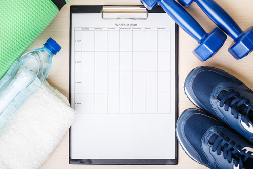 טבלה לסידור אימוני כושר בבית